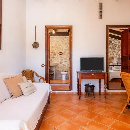 Ses Solls Apartment Petra (Mallorca)